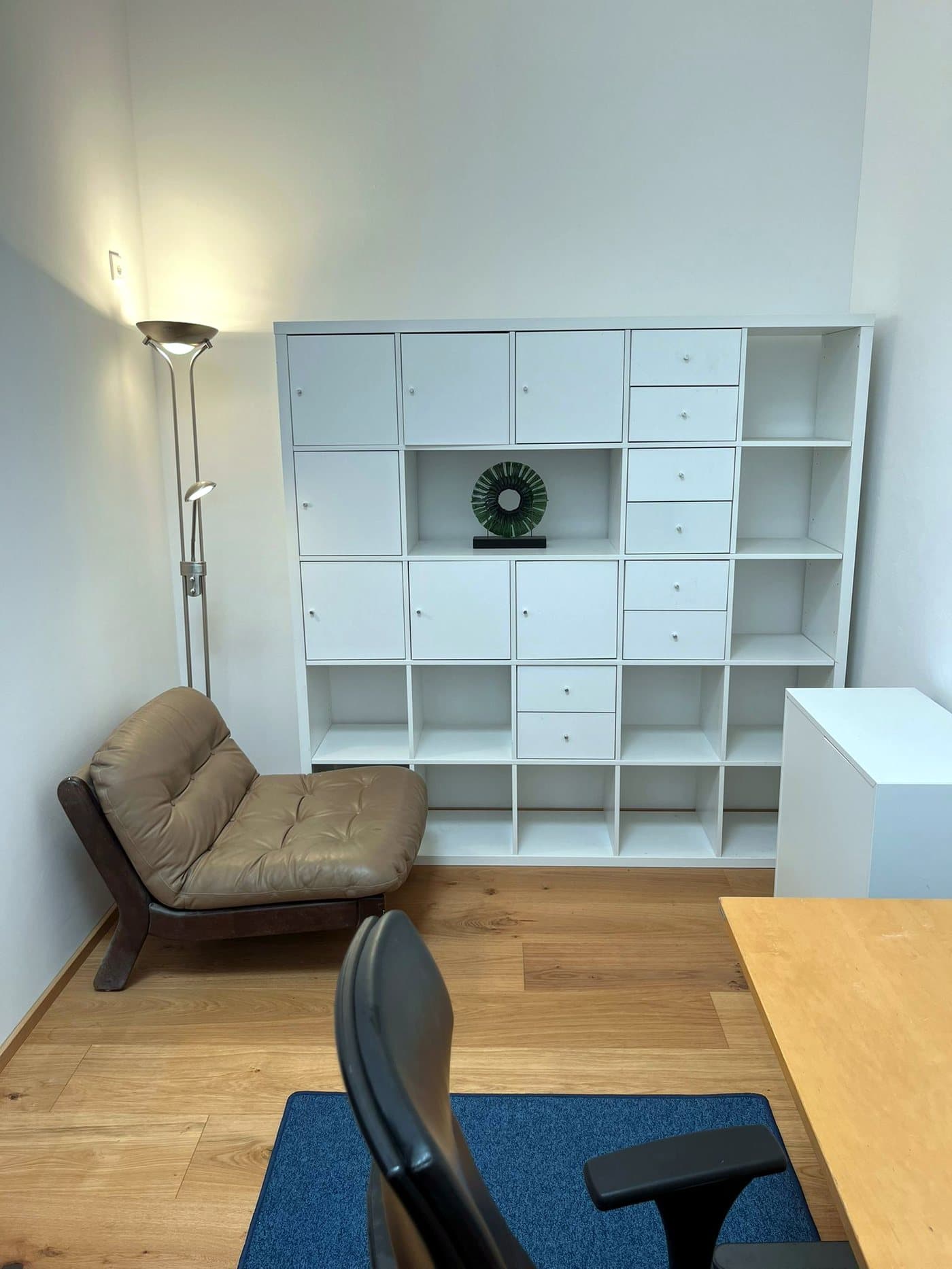 Lounge-Ecke mit Sessel